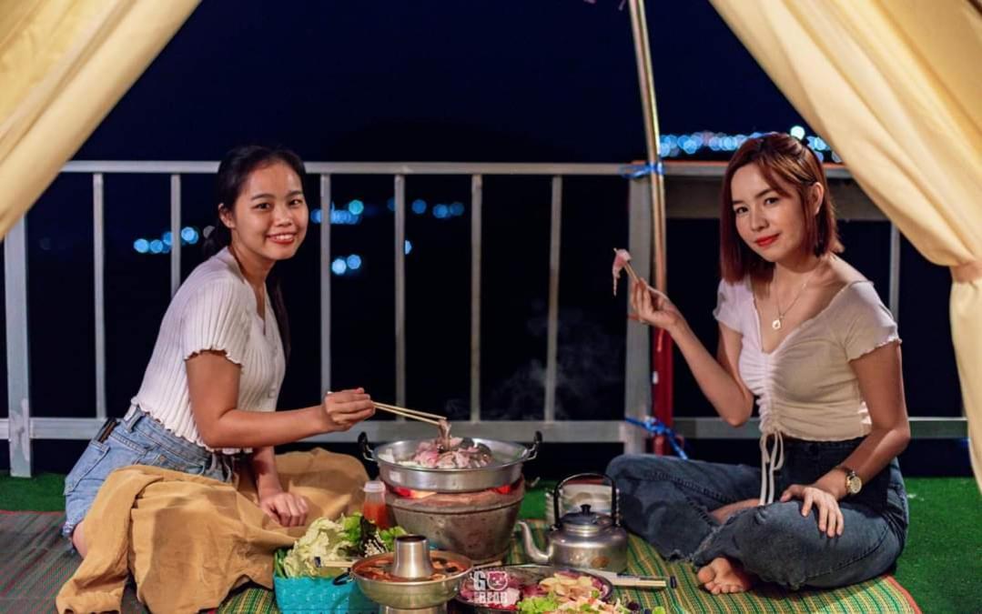 ภูเบิกฟ้า แคมป์ปิ้ง Hotell Mon Jam Eksteriør bilde